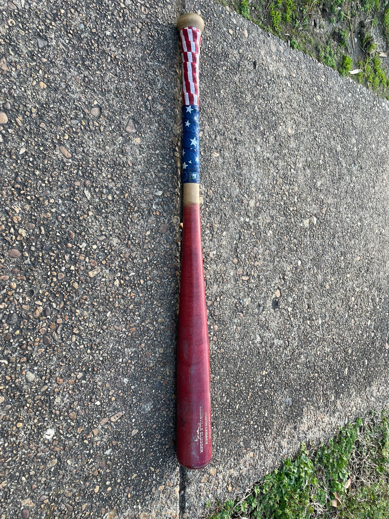 Used Louisville Slugger Y125 Maple Bat 28