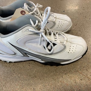 Adult Used Women's 12.0 Warrior Shoes