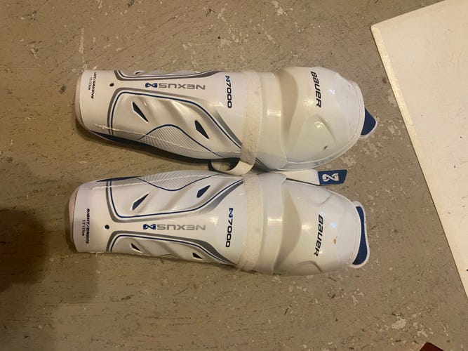 Used Bauer Nexus N7000 Shin Pads