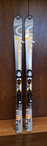 WOMENS 150cm Skis Salomon Pilot Verse 8W with S710 Bindings *USED* GOOD CONDITION