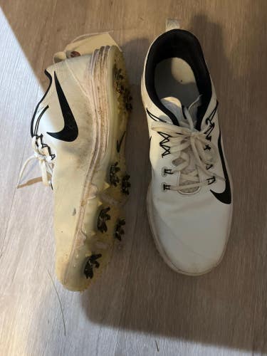 Used Men's 10.0 (W 11.0) Nike Golf Shoes