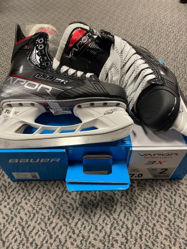 Bauer Vapor 3X size 7 Fit 2 skates