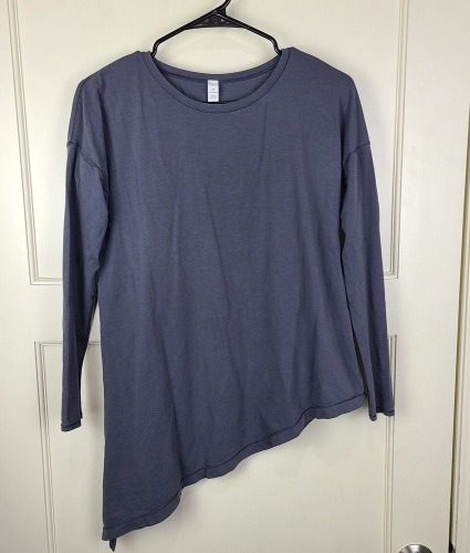 LULULEMON To The Point Long Sleeve Asymmetrical Tie T-Shirt Charcoal Size 4