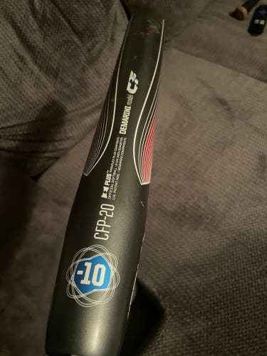 Used DeMarini (-10) 23 oz 33" CF Bat