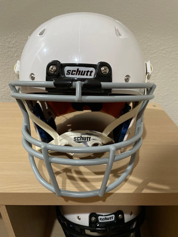 Schutt Recruit Hybrid Football Helmet 2015 Facemask Chinstrap White Youth  Size S