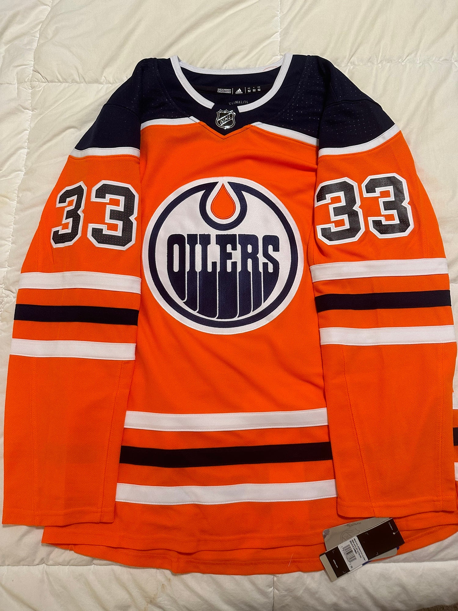 Adidas NHL Edmonton Oilers Connor McDavid Authentic Primegreen Alternate Jersey 52 / Navy