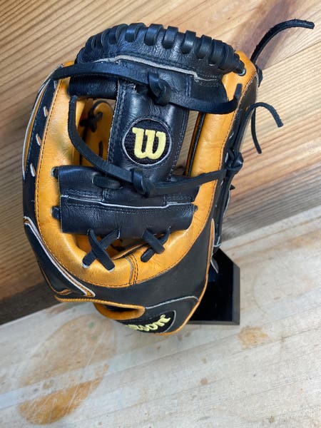 Wilson A3000 11.75” 1787 Made In Japan | SidelineSwap | Buy and