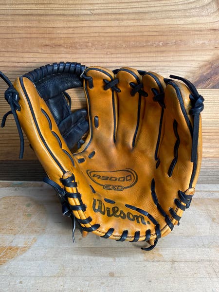 Wilson A3000 11.75” 1787 Made In Japan | SidelineSwap | Buy and