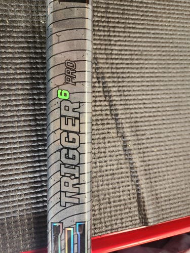 CCM Trigger 6 Pro - Senior Right Handed - 75 Flex P29 Curve