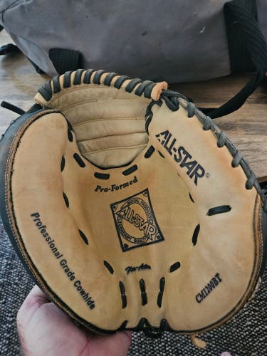 Used All Star Right Hand Throw CM1200BT Catcher's Glove 31.5"