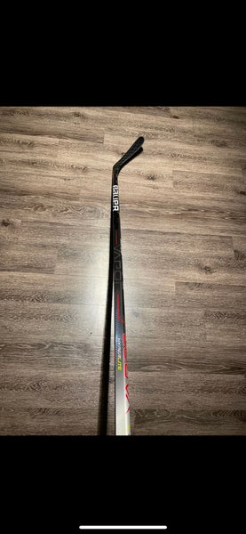 NEW Pro Stock Vapor Hyperlite Hockey Stick Right Handed P90T