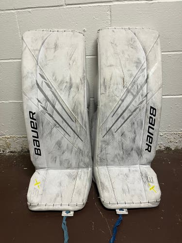 31" Bauer Vapor 3X Goalie Leg Pads