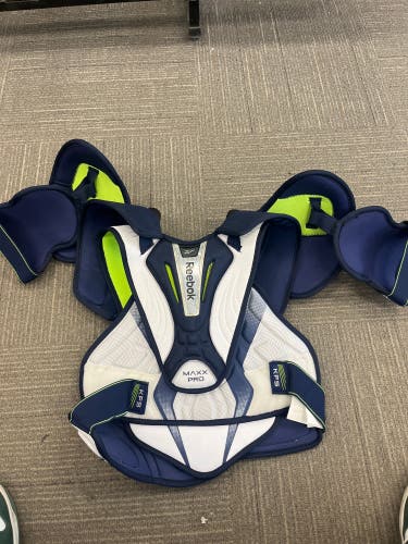 Reebok maxx pro shoulder pads