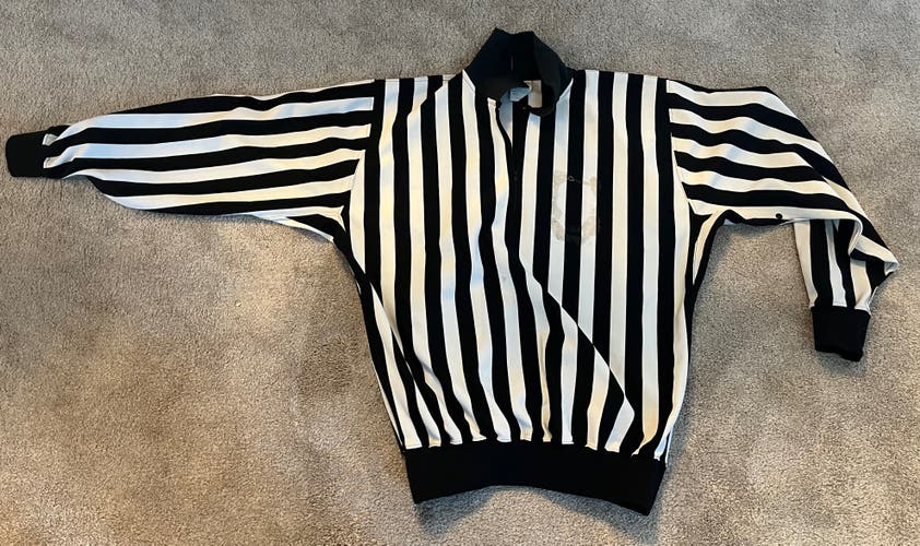 CCM hockey referee jersey / sweater Size 48