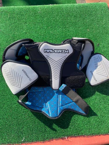 Used Medium Maverik Charger Shoulder Pads