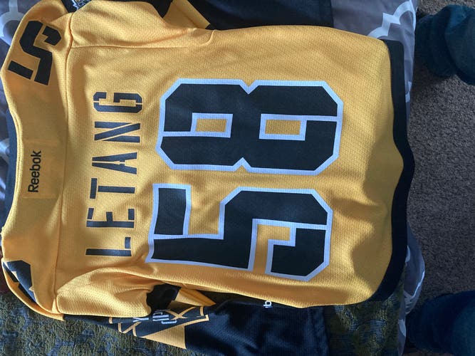 Used Pittsburgh Penguins Kris Letang Reebok Jersey