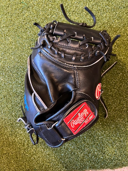 Salvador Perez Game-Used Catcher Gear