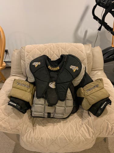 Vaughn V2 7000 chest protector