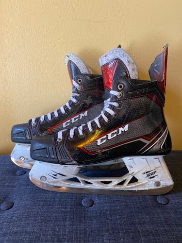 Senior Used CCM JetSpeed FT1 Hockey Skates Regular Width Size 7.5