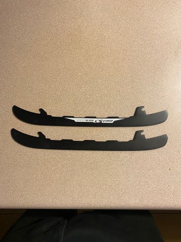 New CCM XS 255 BLACK Steel Runners