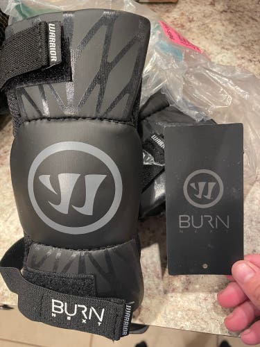 Warrior burn youth medium lacrosse elbow pads