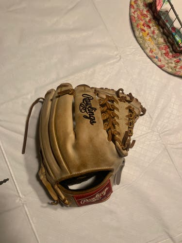 Used Rawlings Heart of the Hide