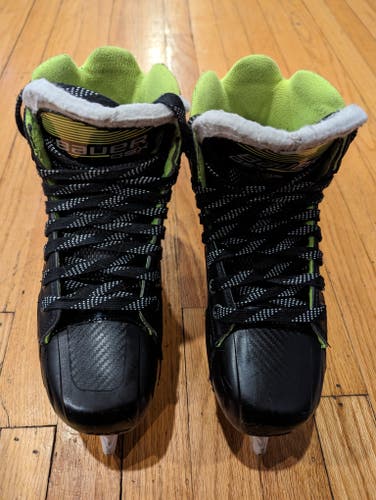 Junior Used Bauer GSX Hockey Goalie Skates Regular Width Size 5.5