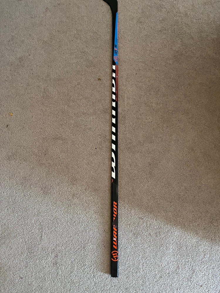 Senior Left Hand W28  Covert QRE 20 PRO Hockey Stick