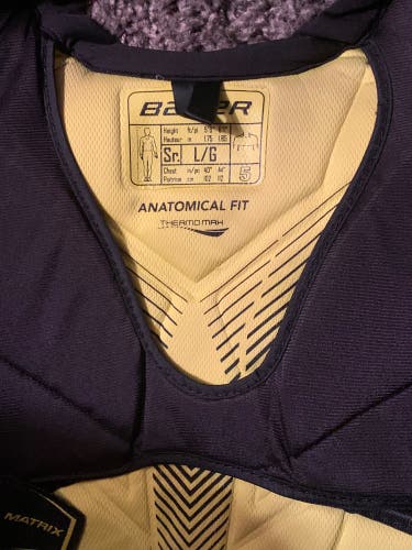 New Large Bauer Shoulder Pads