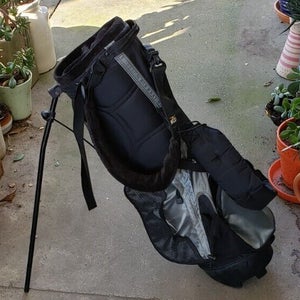 EXCELL YOUTH NIKE 4 WAY STAND BAG W DROP DOWN LEGS BLACK & GRAY OZZI DUAL STRAP