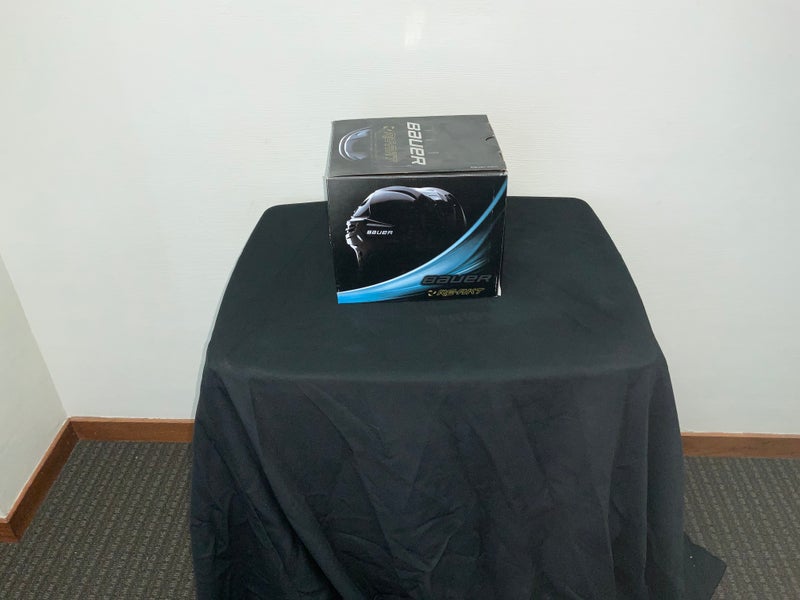 New Black XS Bauer Re-Akt Helmet