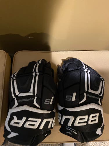 Bauer 13"  Supreme 1S Gloves