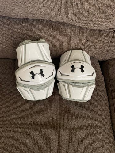 Under Armour Revenant Elbow Guards Large