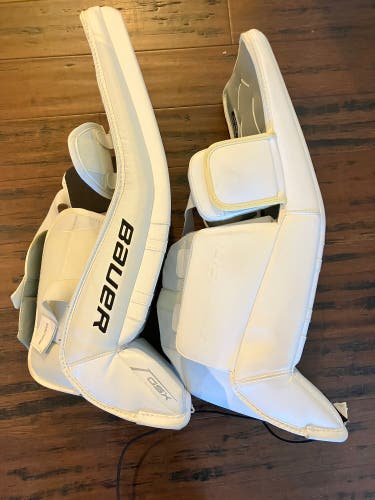 New Junior Bauer Gsx Goalie Leg Pads