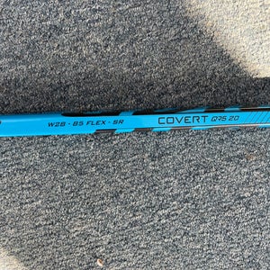 Senior Right Handed W28 Pro Stock Covert QR5 20 Hockey Stick