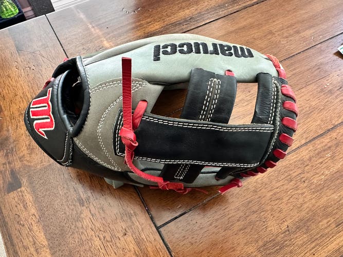 Used Right Hand Throw 11" Caddo Baseball Glove