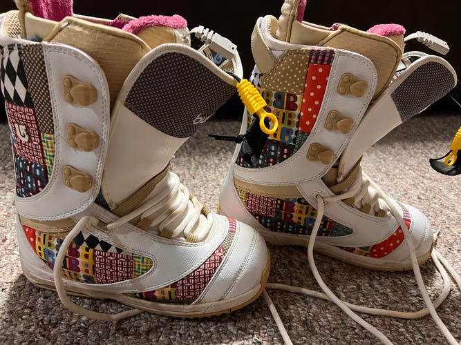 Women's Size 8.0 (Women's 8.0) Burton All Mountain Sapphire Snowboard Boots