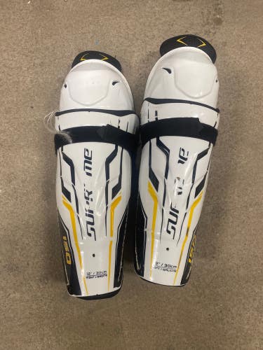 Used Bauer Supreme 150 Shin Pads