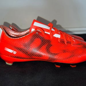 Red Used Men's Size 9.5 (Women's 10.5) Turf Cleats F10 Cleats