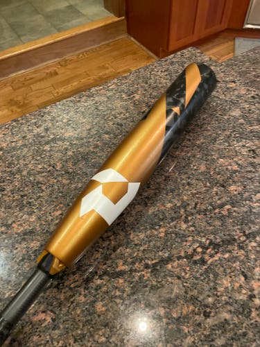 2022 Composite (-8) 22 oz 30" Zoa Bat