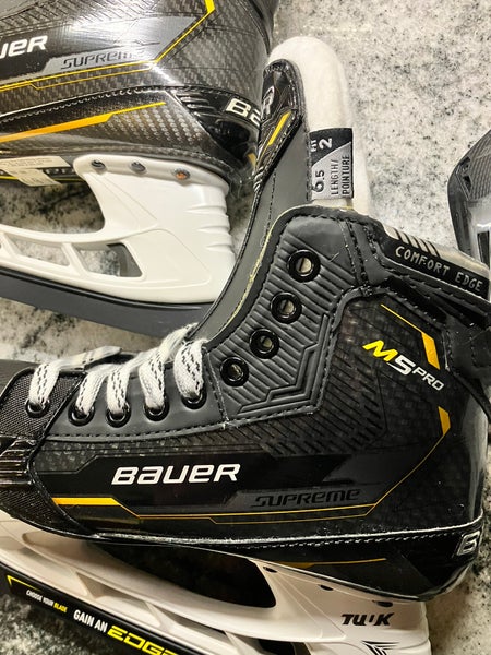 Intermediate Bauer Size 6.5 Supreme M5 Pro Hockey Skates