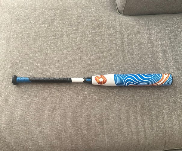 Used 2021 DeMarini Composite CF Zen Bat (-11) 18 oz 29"