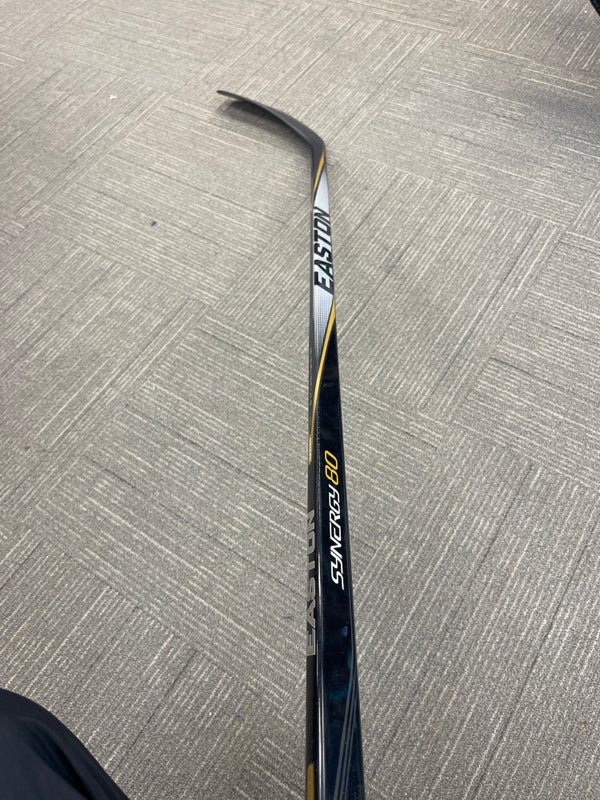 Easton ABS Synergy Zetterberg Hockey Stick RH. Read