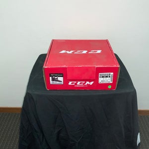 Senior New CCM JetSpeed Hockey Skates Extra Wide Width Size 8.5