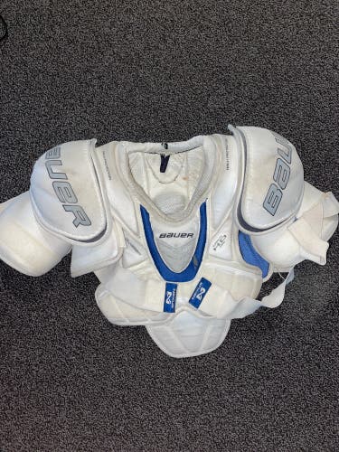 Bauer Nexus Shoulder Pads