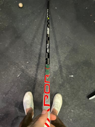 Senior Right Handed P88 Vapor Hyperlite Hockey Stick