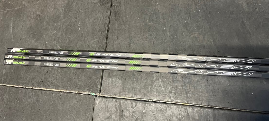 New Raven Ninja III 20 Flex, C88 Curve, Junior Hockey Sticks / 3 PACK