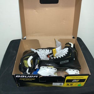 SENIOR  New Bauer Supreme 2S Pro Hockey Skates Regular Width Size 6