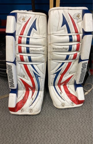 Vaughn Velocity V4 Used White Junior 26" +1 Goalie Leg Pads