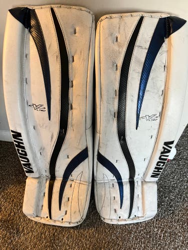 Used 28" Vaughn Ventus LT60 Goalie Leg Pads